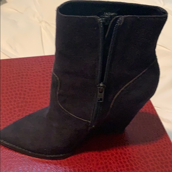 Women’s ash boot 7 1/2 navy blue - Picture 3 of 3